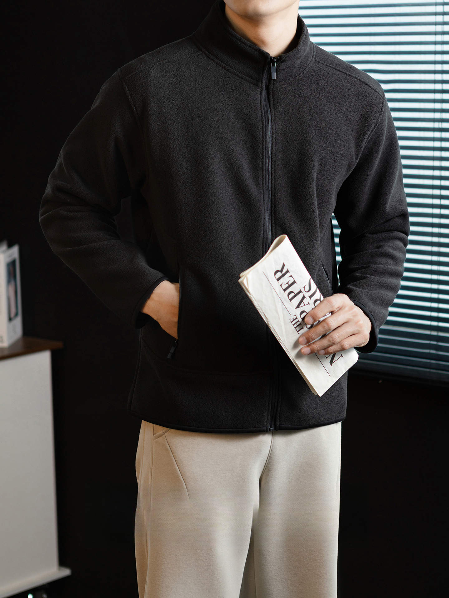 聚热暖绒 | 冬日立领摇粒绒拉链男士外套高端蓄热保暖商务通勤风