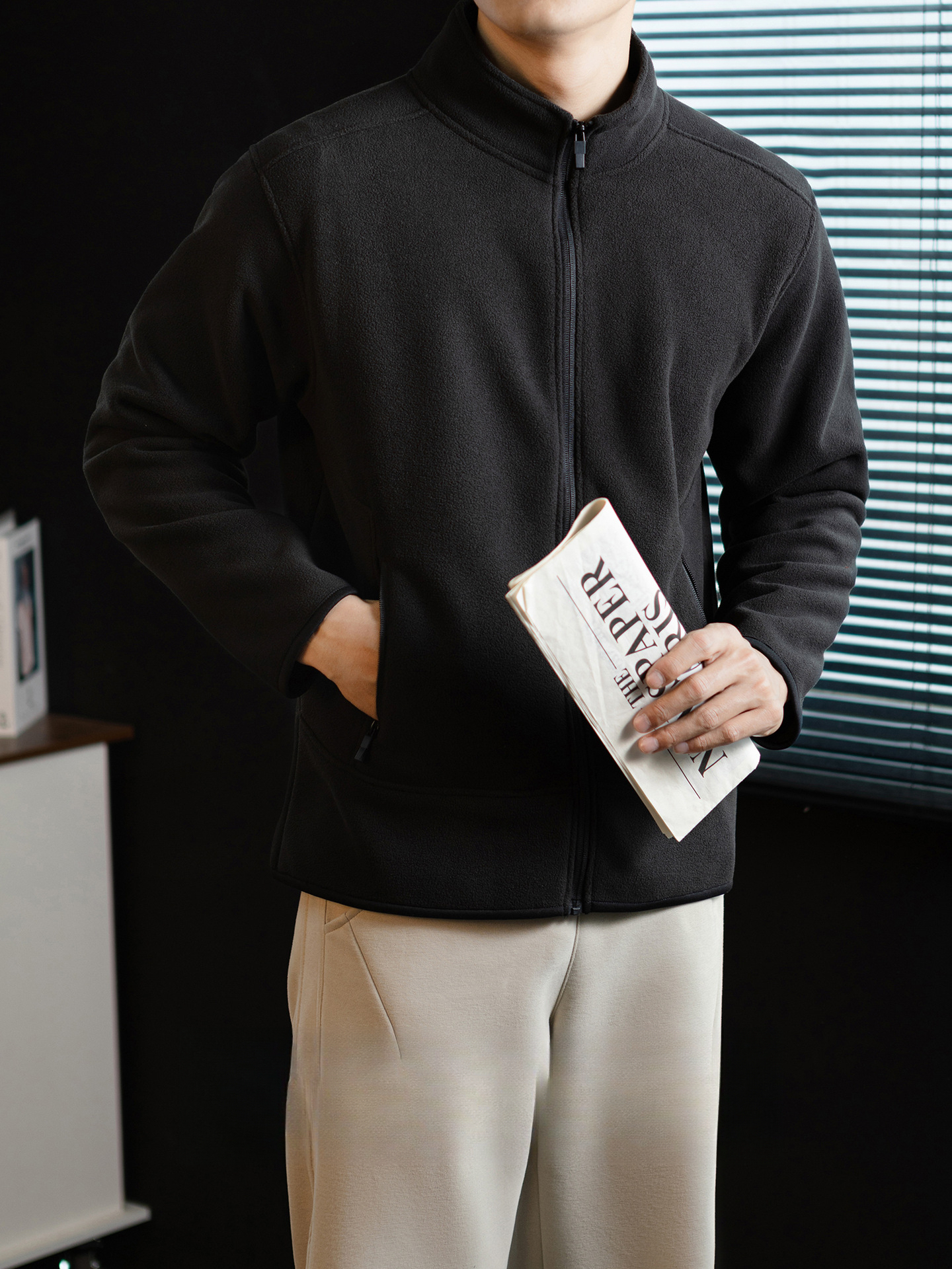 聚热暖绒 | 冬日立领摇粒绒拉链男士外套高端蓄热保暖商务通勤风