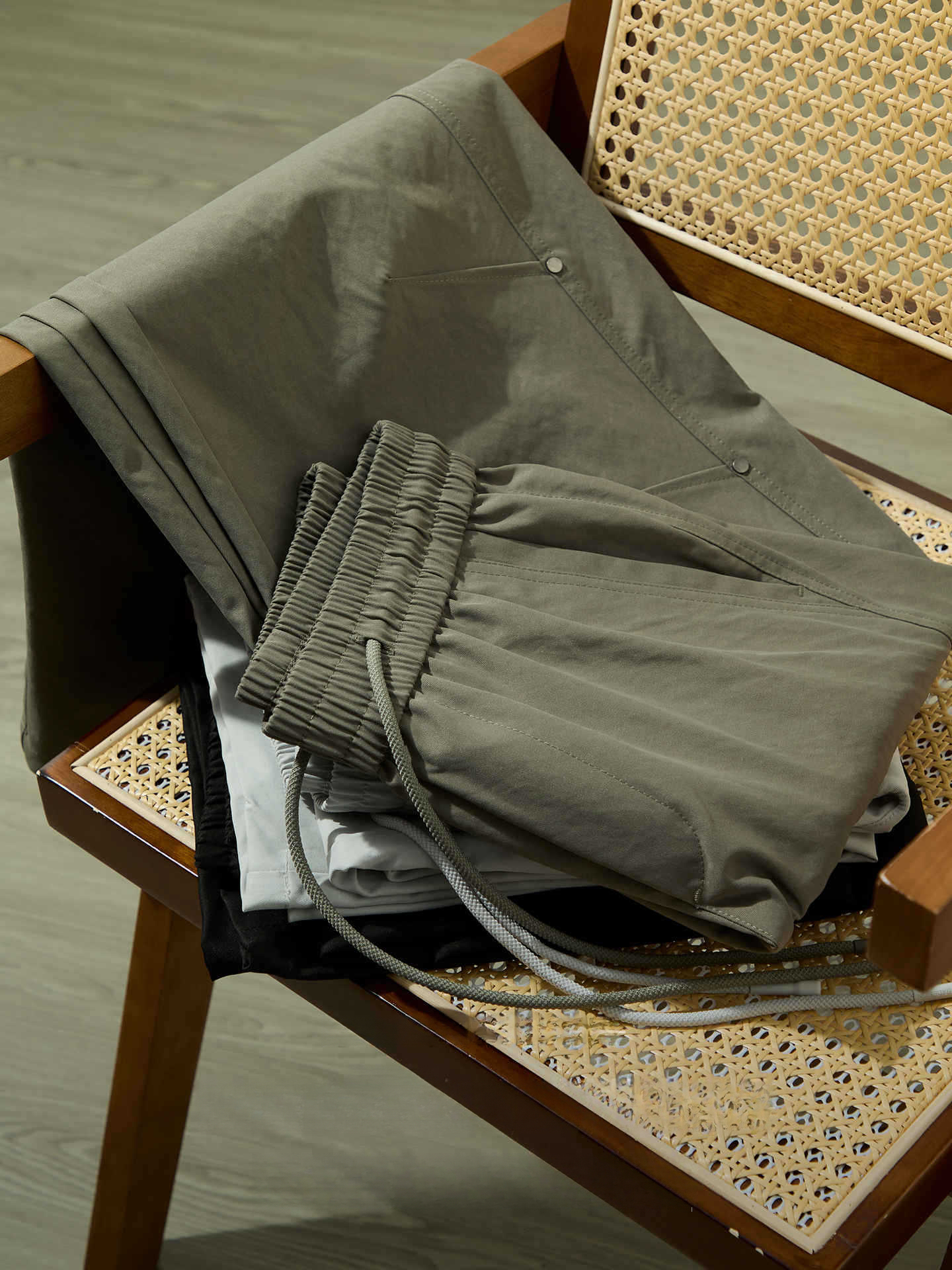 【無界運動系列】零感微寬鬆梭織休閒長褲男士戶外登山透氣工裝褲