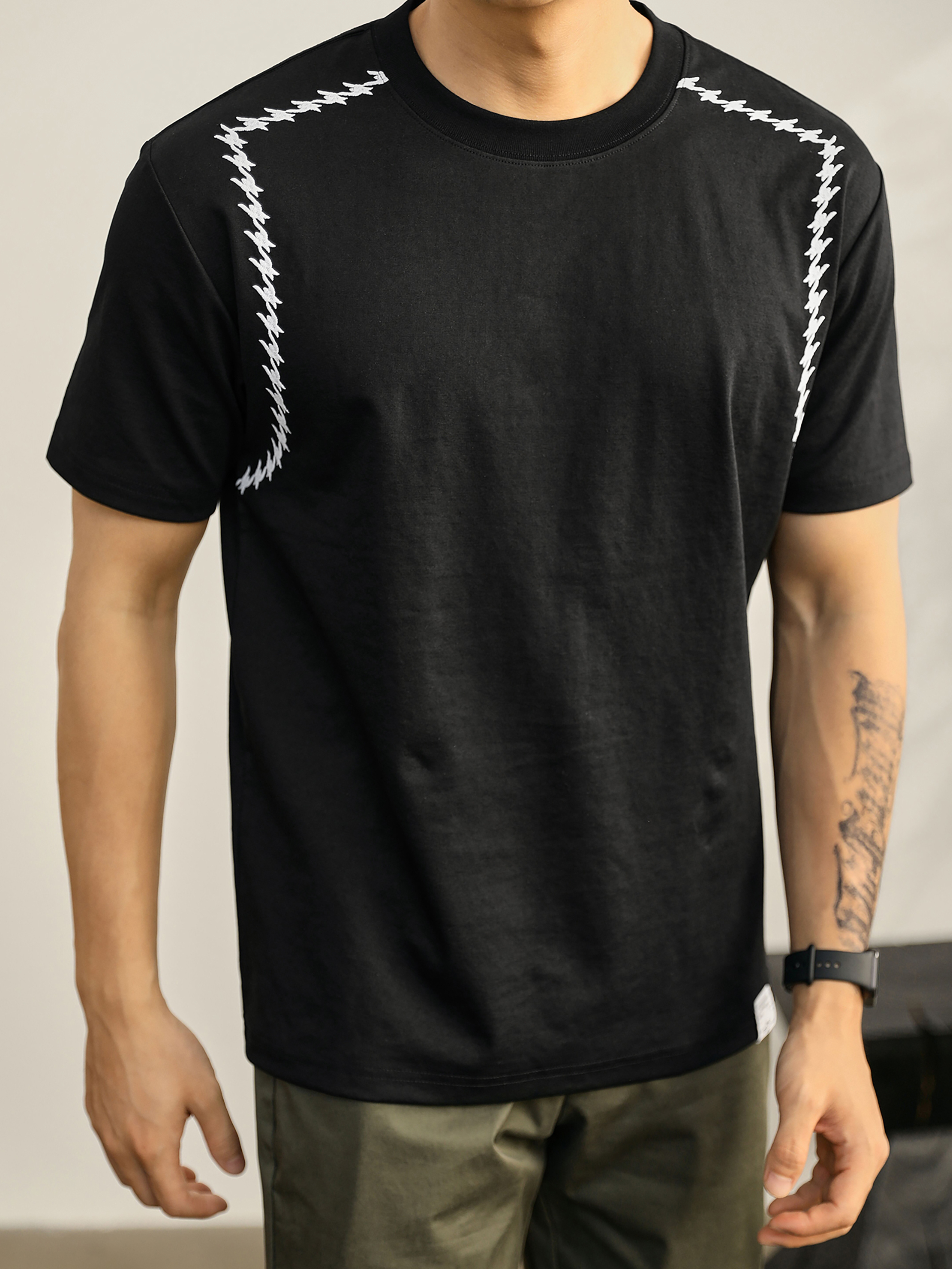 男夏季重磅冰感棉舒適圓領短袖時尚千鳥紋刺繡對稱分割線T恤