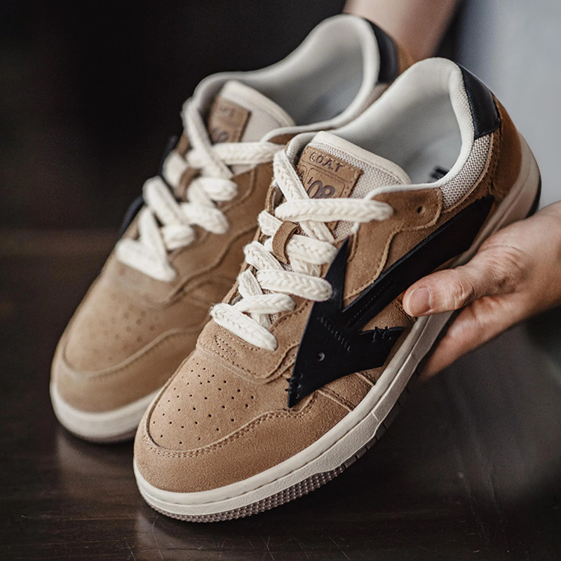 秋季新款復古設計感潮鞋子男低幫透氣休閒運動復古百搭板鞋-Retro's Wear