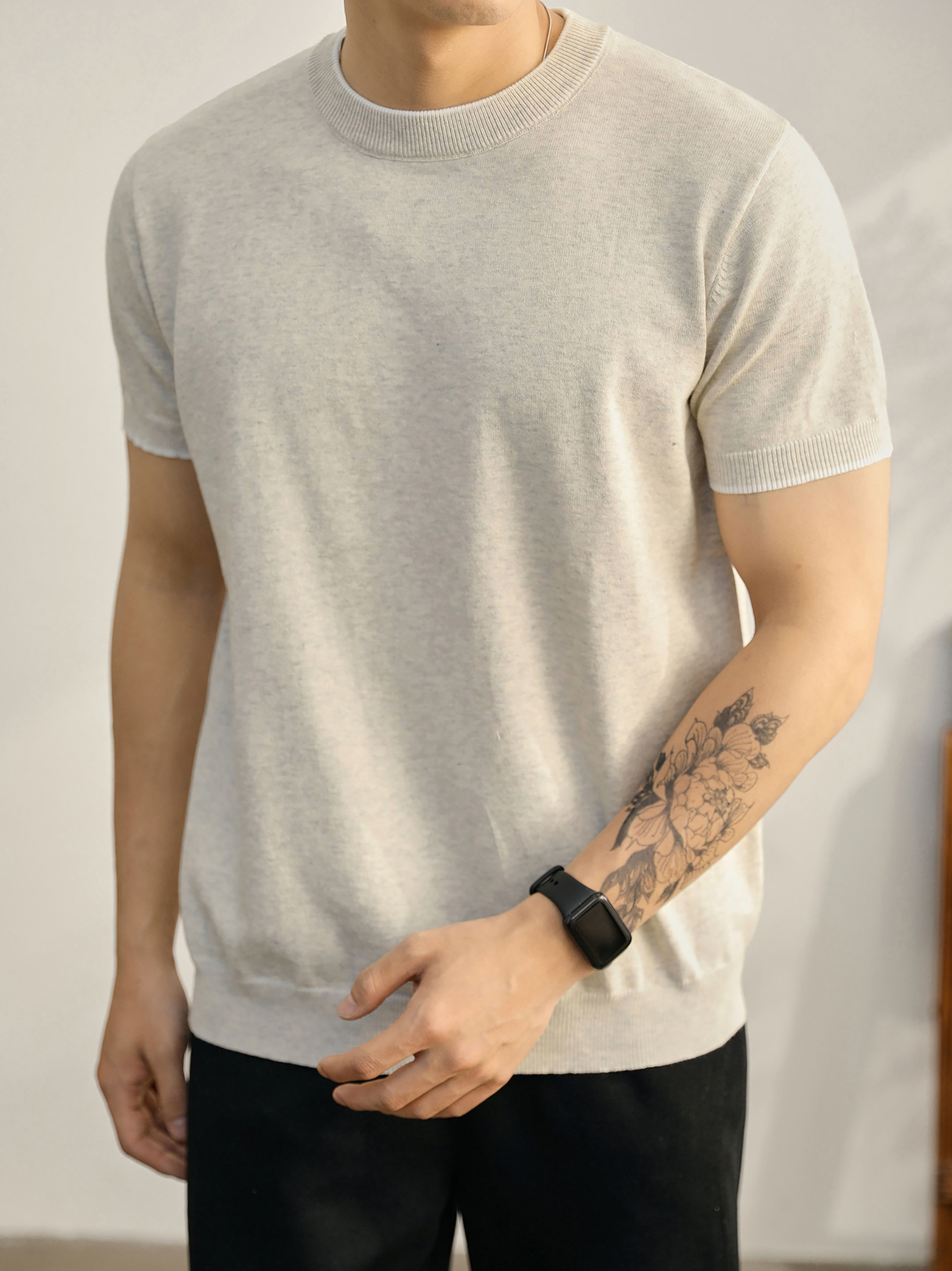 都市休閒圓領針織短袖男士簡約百搭上衣舒適親膚棉修身T恤