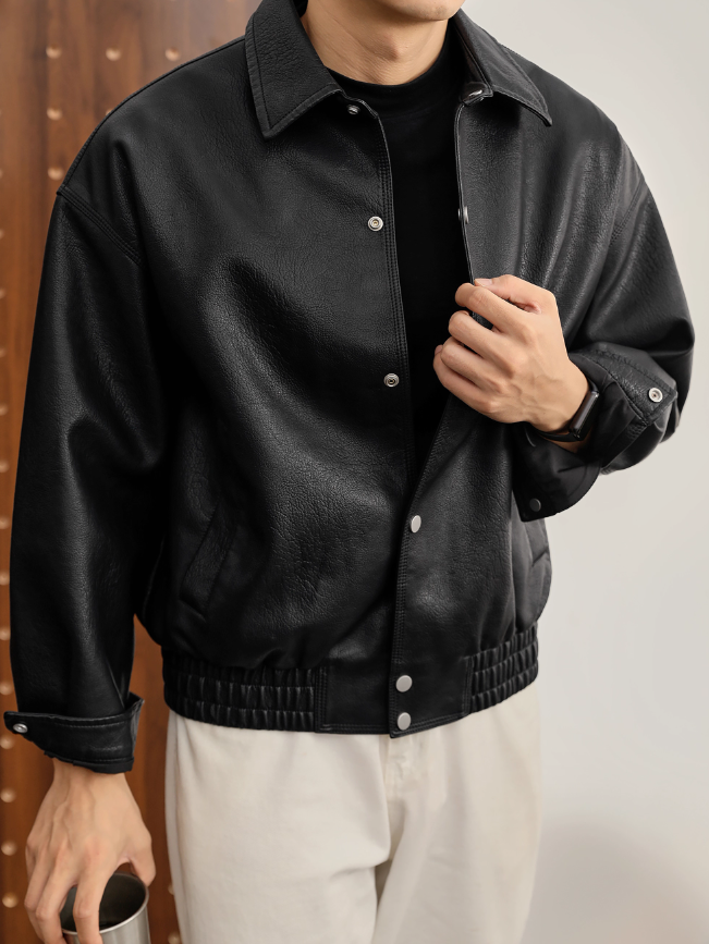  秋冬美式復古翻領皮衣外套PU皮革紋理硬朗機車風短寬夾克男