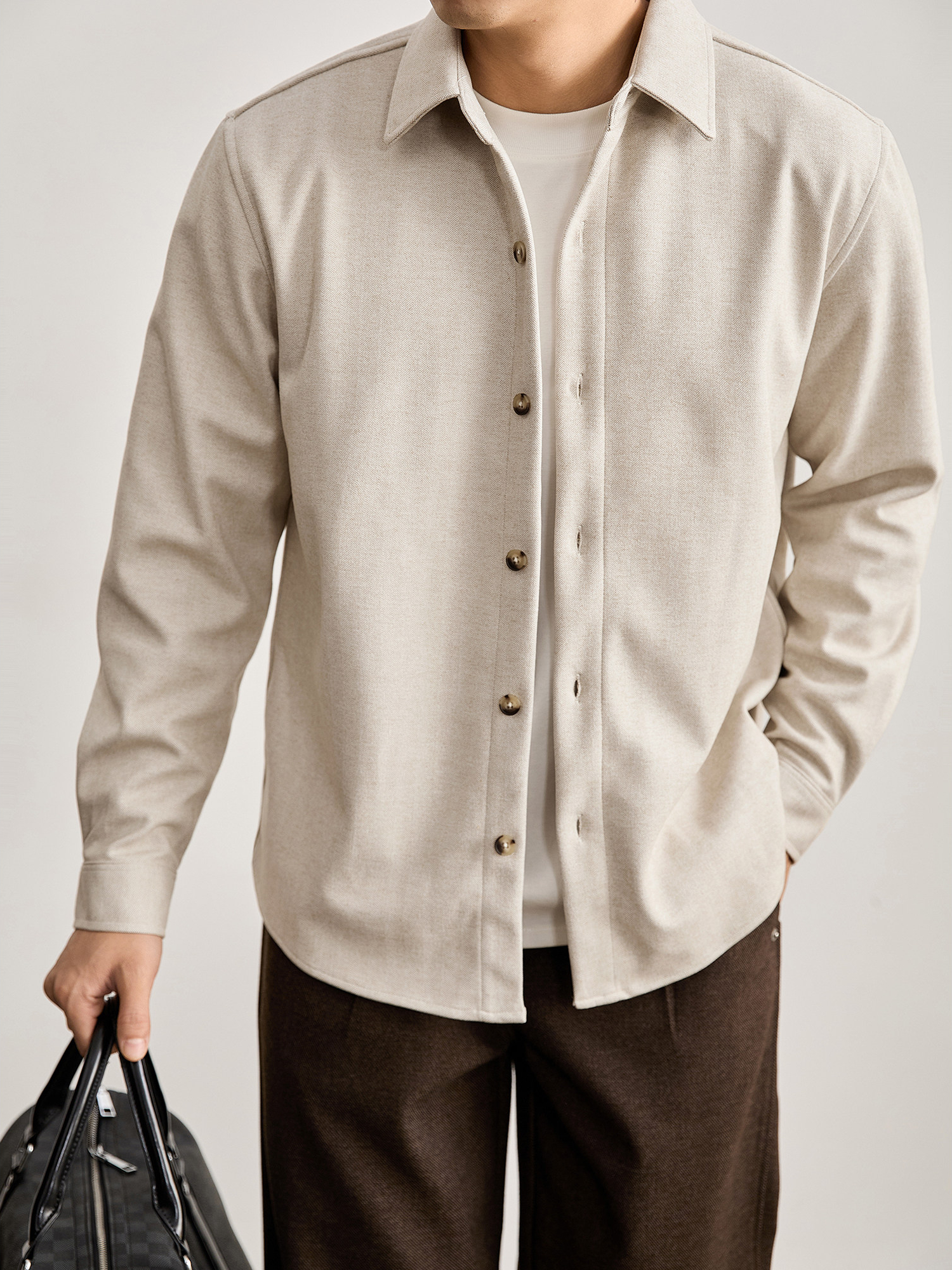 儒雅新貴磨毛毛呢翻領襯衫男春老錢定製樹脂扣翻領襯衣