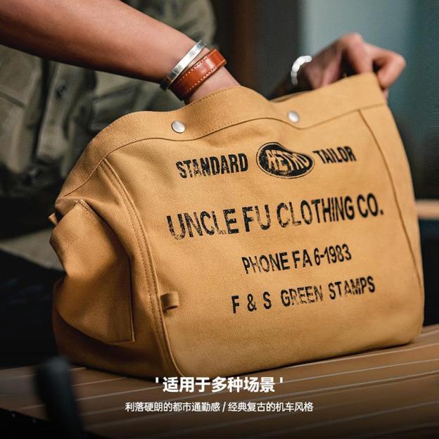 美式大容量斜挎報童包字母帆布機車電腦托特郵差包男-Retro's Wear
