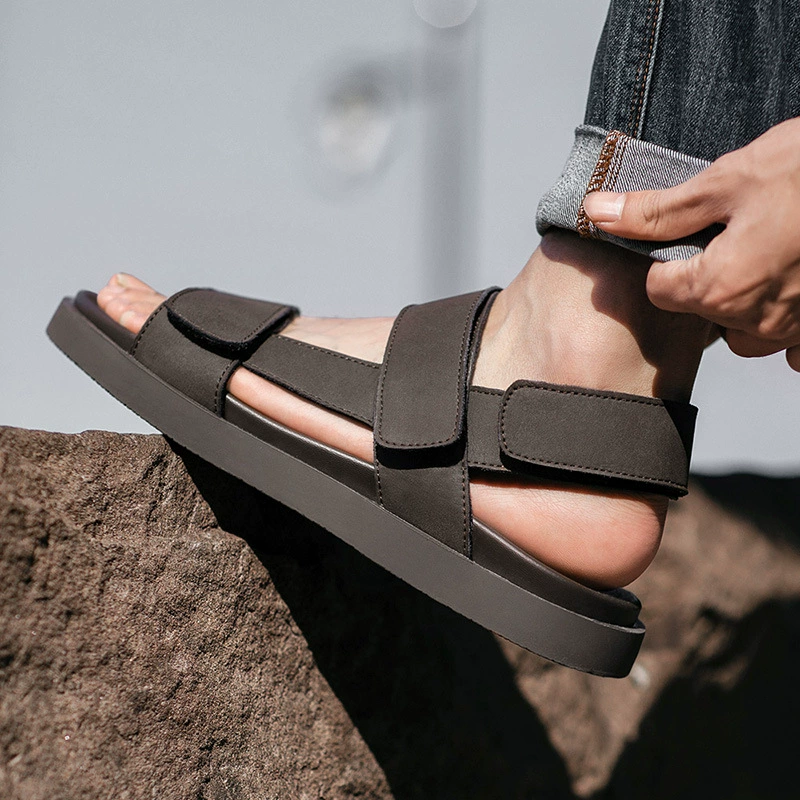 夏季新款男士涼鞋戶外真皮軟底運動沙灘鞋休閒防滑外穿涼拖鞋