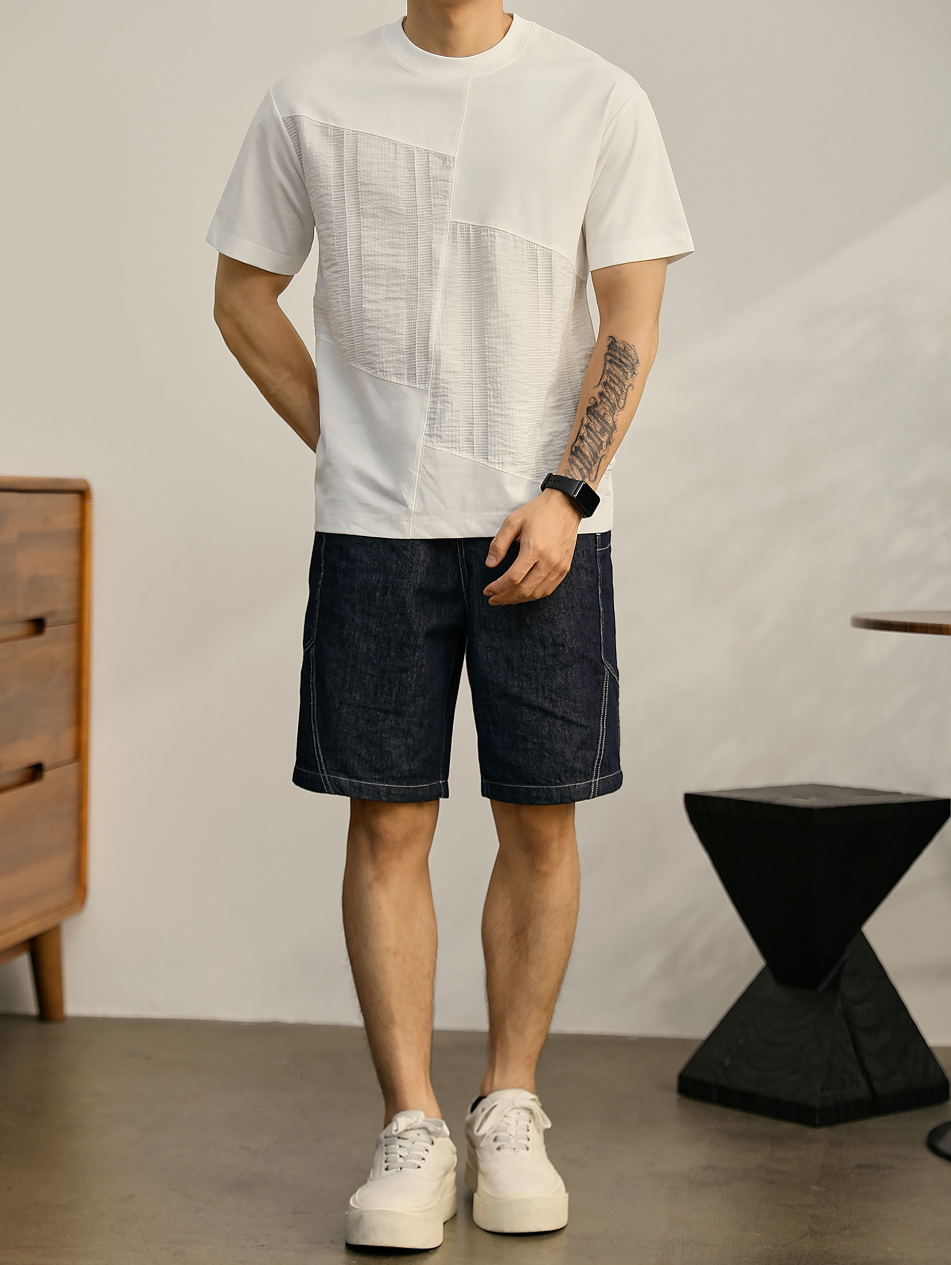 輕奢肌裏感拼接面料設計T恤男士簡約休閒微闊百搭圓領短袖衫