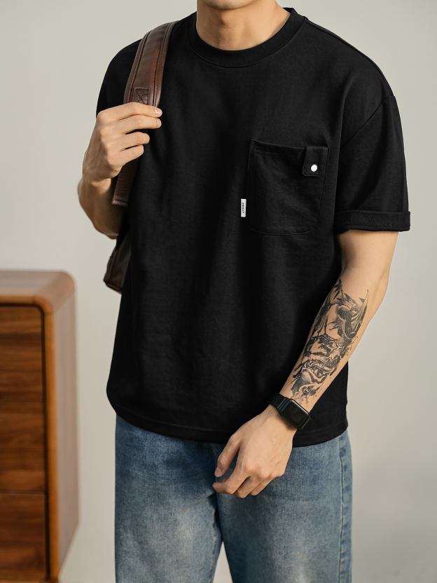 夏季新款胸口貼袋純色淨版短袖T恤衫男士圓領氣質潮流體恤衫