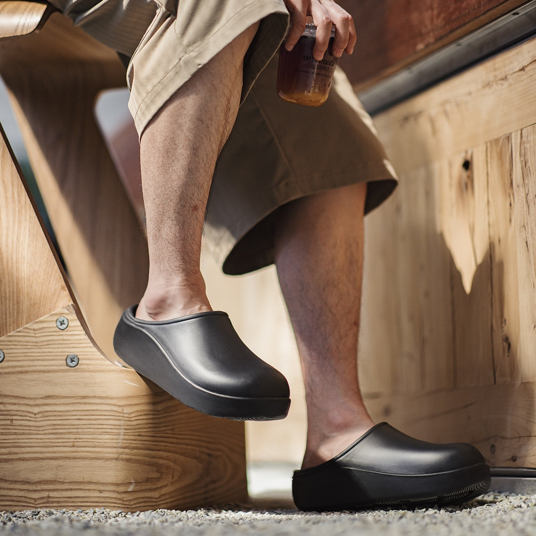 洞洞鞋男夏2025新款厚底廚師鞋涉水半包頭拖鞋戶外穿沙灘涼拖