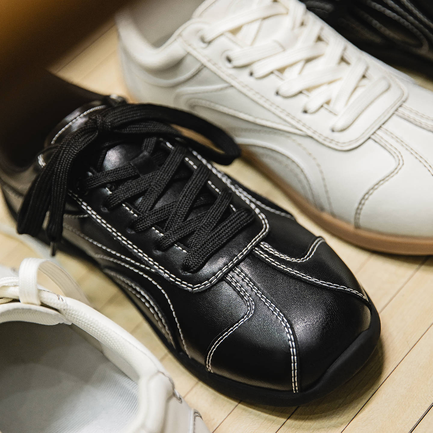 保齡球鞋男款平底方頭德訓賽車鞋通勤小白鞋復古運動休閒鞋子