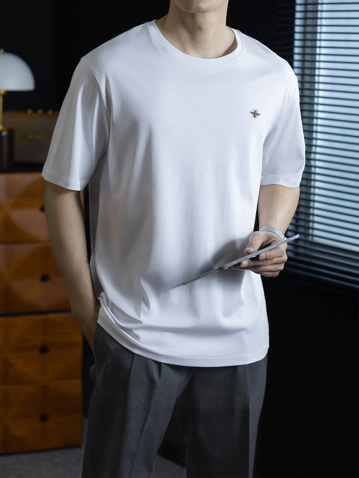【100%純棉】精緻刺繡設計T桖短袖男款夏季商務百搭透氣上衣圓領