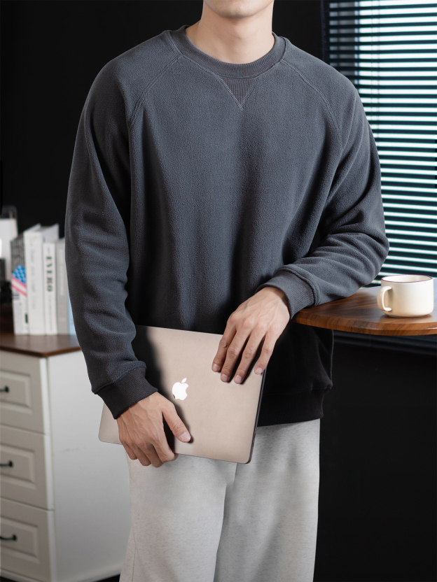 保暖科技！300G重磅細膩雙面搖粒絨圓領衛衣男寬鬆冬季通勤設計感