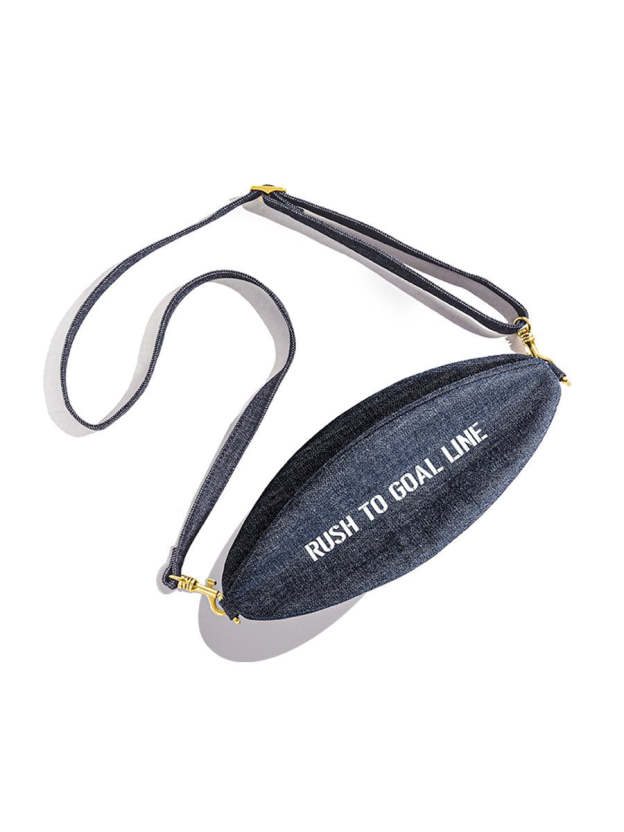 馬登工裝牛仔布大容量斜挎橄欖球包字母通勤單肩胸包男潮-Retro's Wear