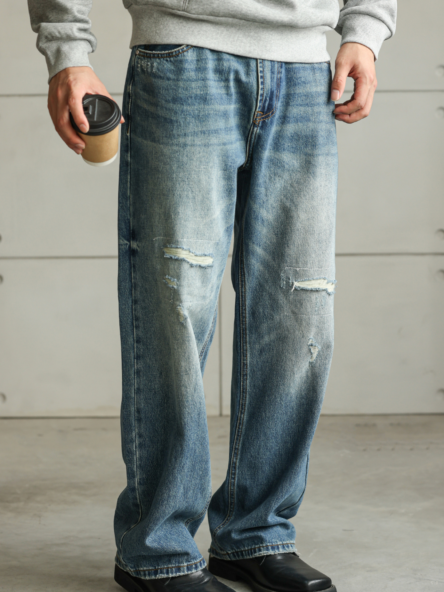 【不羈態度】12.39OZ做舊破洞補丁水洗藍牛仔褲男士長褲