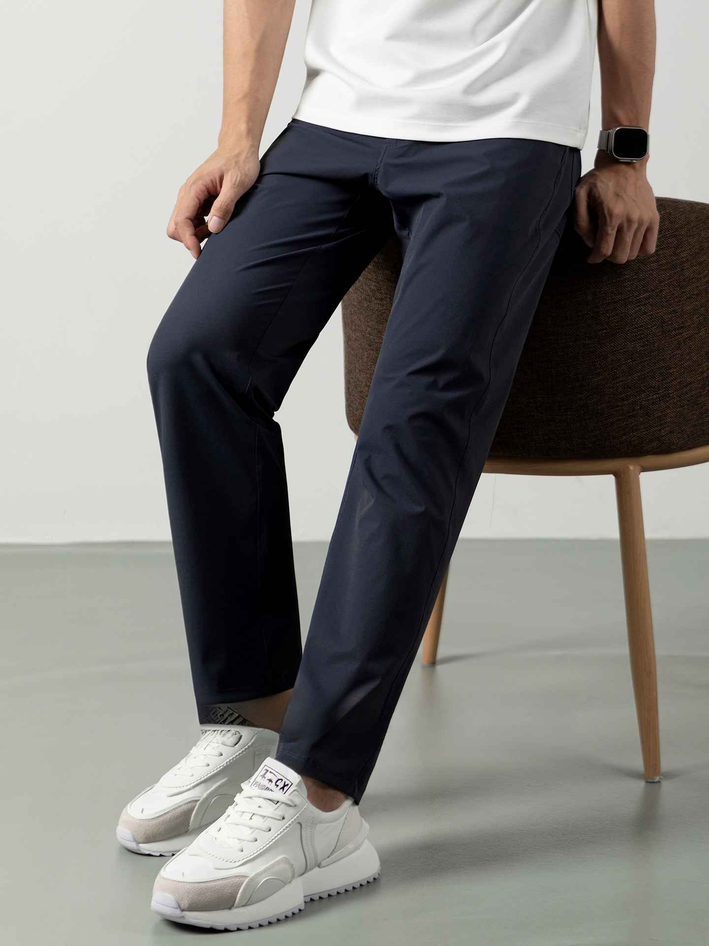 高端輕奢冰感速干休閒男士長褲夏季新款商務休閒透氣純色褲子