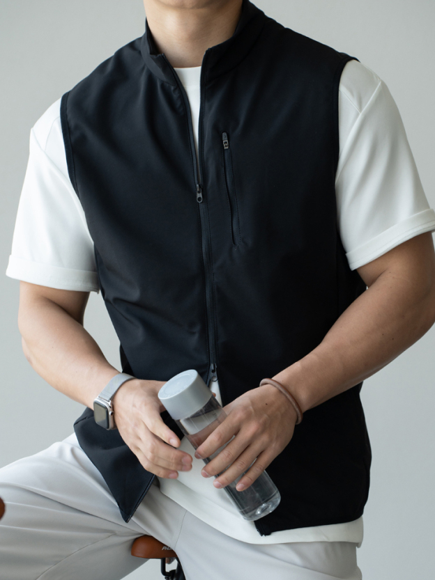 輕量化抗皺透氣馬甲男2025夏季防風門襟通勤戶外上衣