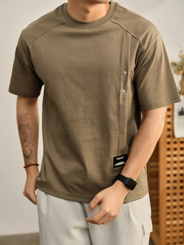 樹綠色貼布標T恤衫拼接鉚釘釦設計圓領短袖立體裁剪上衣男夏