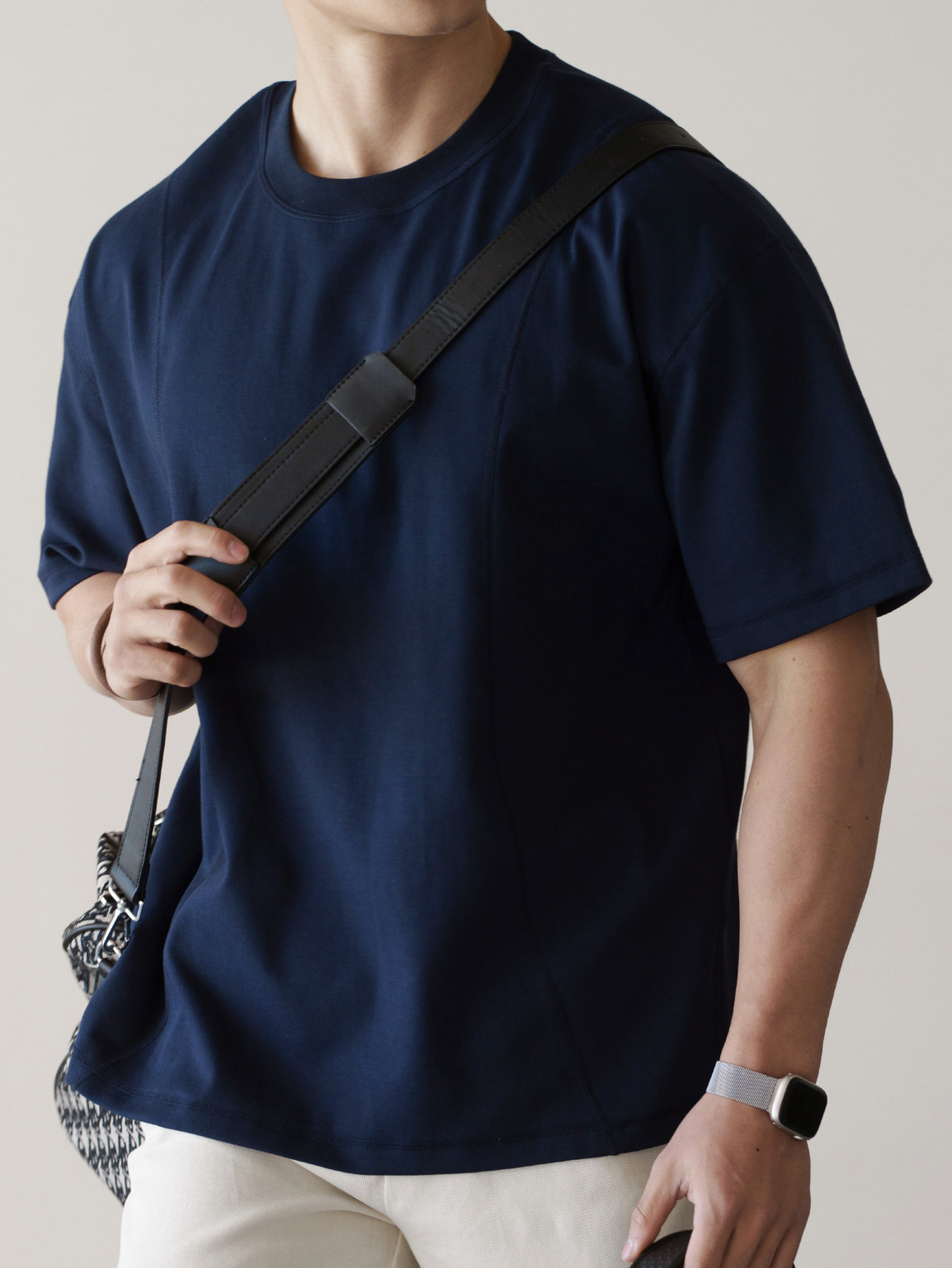 雲感棉滌混紡透氣落肩袖白色T恤男士2026年春季休閒通勤短袖上衣