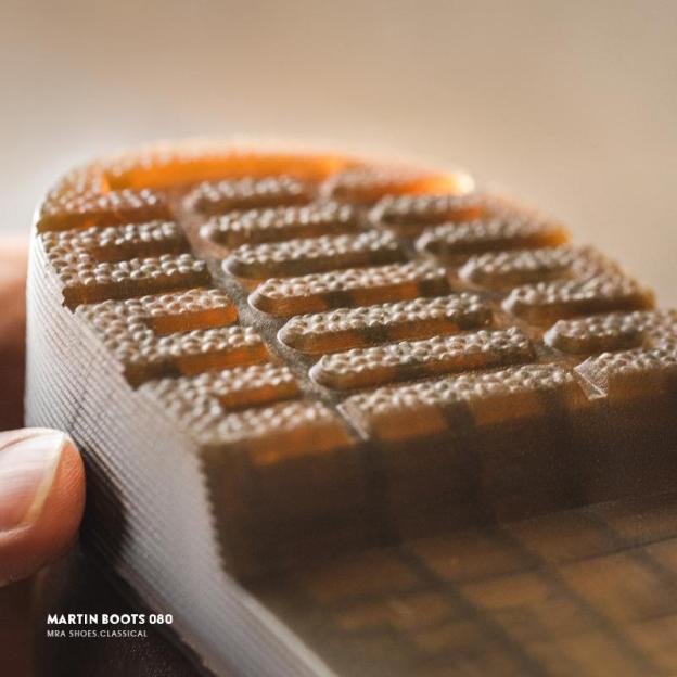 馬登男士新款馬丁靴男高幫英倫風中幫男靴皮靴秋季短靴工裝靴-Retro's Wear