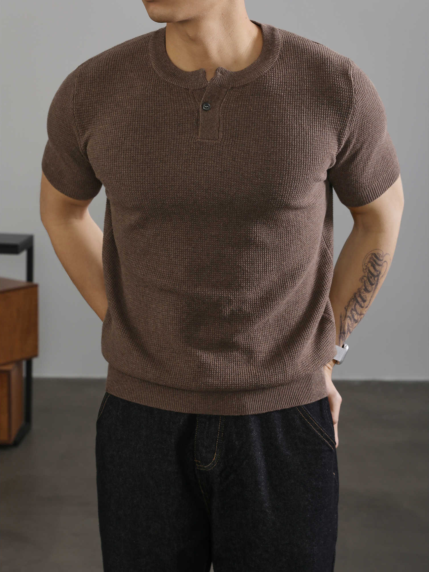 亨利領收袖短袖T恤針織衫男高級感針織肌理運動休閒體恤上衣