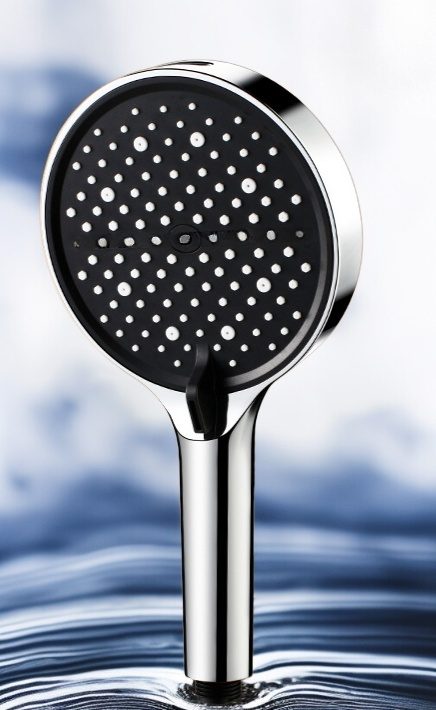 Punch-free super-pressurized shower head