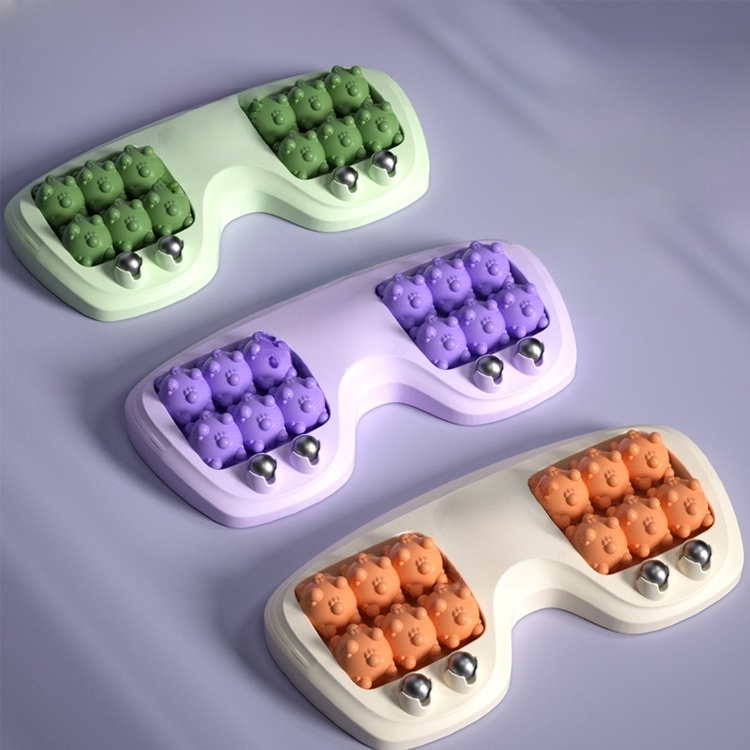 Foot massager roller 💕🍀  Soothes feet and improves sleep