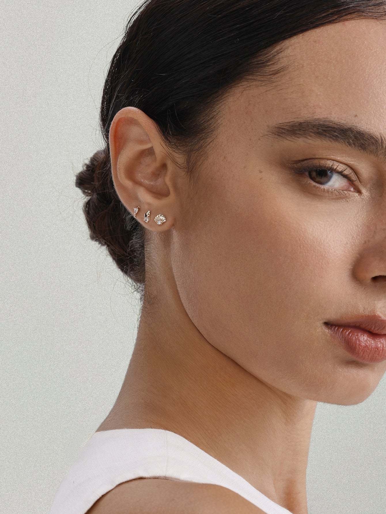 14K Solid Gold Seaspritz CZ Shell Flatback-aurivna