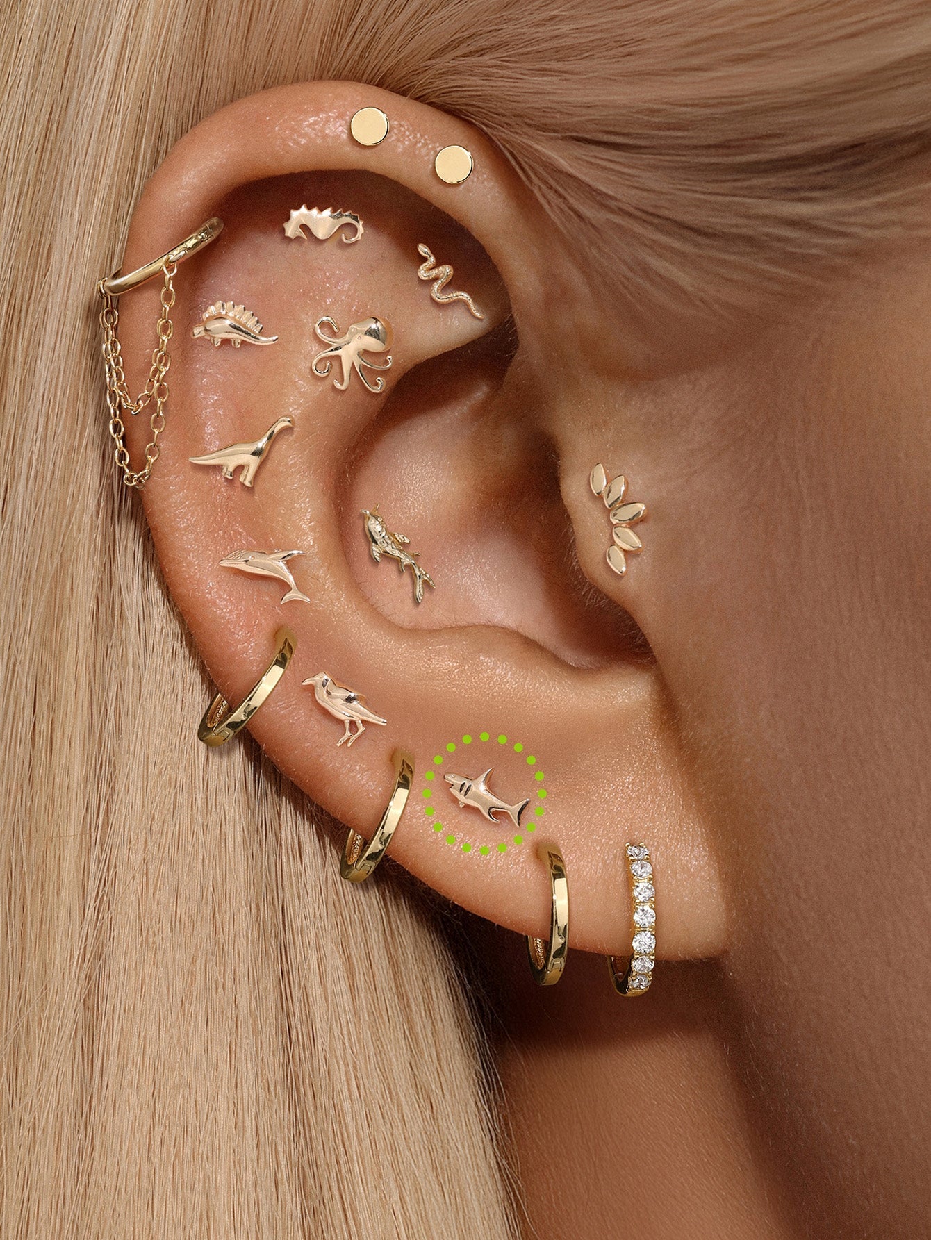 14K Solid Gold Shark Flatback-aurivna