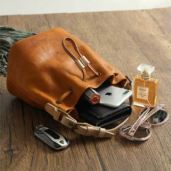 DEEPKEE original nubuck handmade full-grain genuine leather cowhide bag Deepkee leather bucket tassel bag 21030