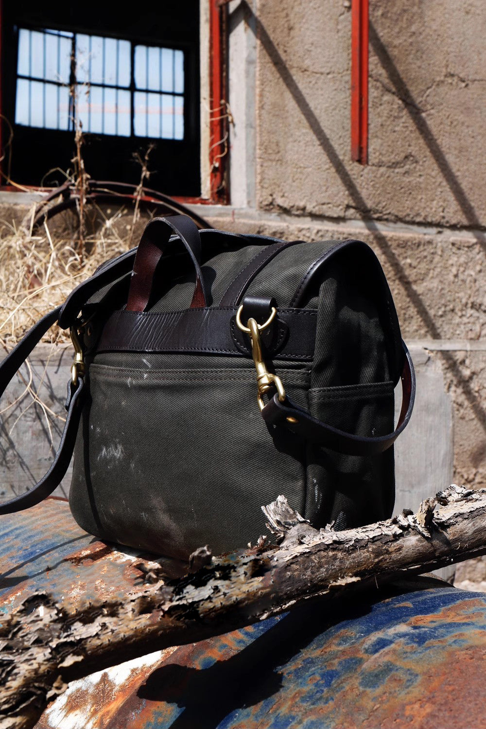 DEEPKEE original nubuck handmade full-grain genuine leather cowhide bag Portable Cycling Messenger Bags #70232