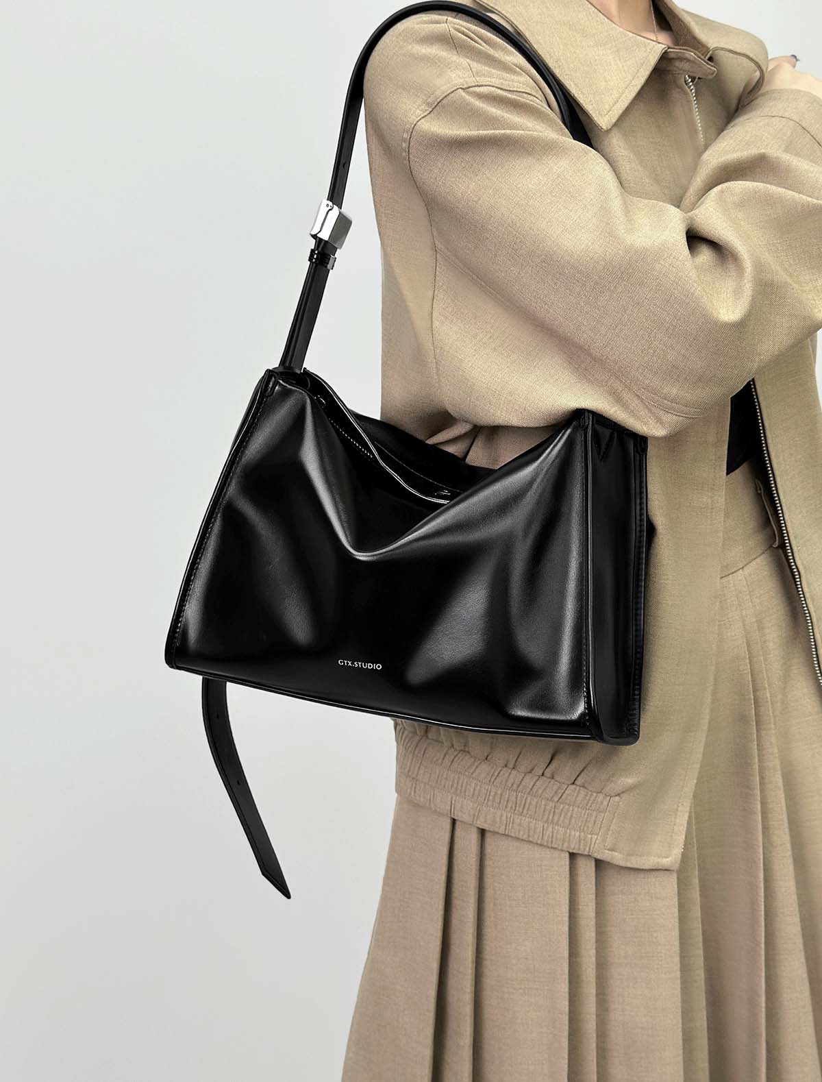 DEEPKEE original nubuck handmade full-grain genuine leather cowhide bag 黑色高級感肩斜背包A273號