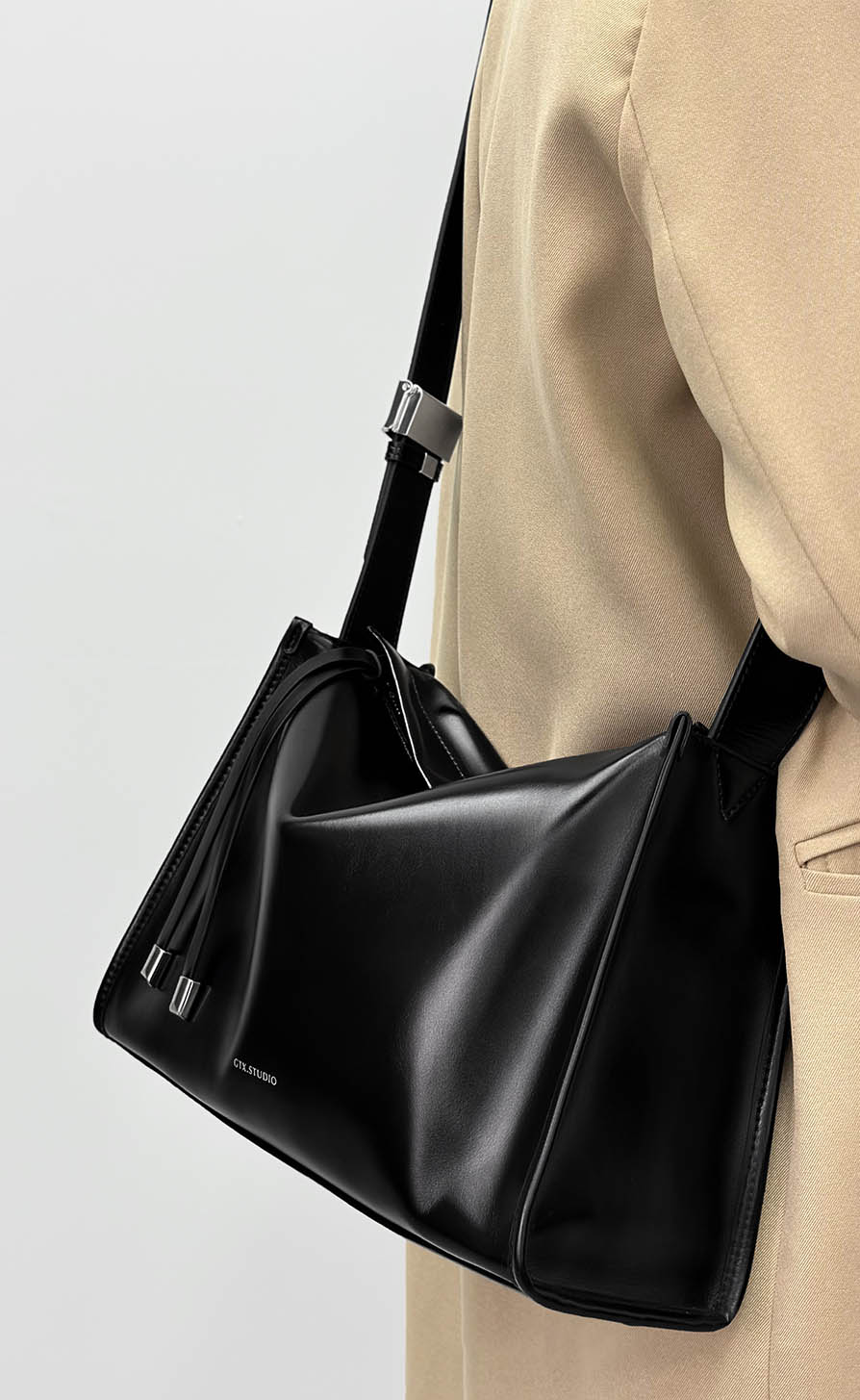 DEEPKEE original nubuck handmade full-grain genuine leather cowhide bag 黑色高級感肩斜背包A273號