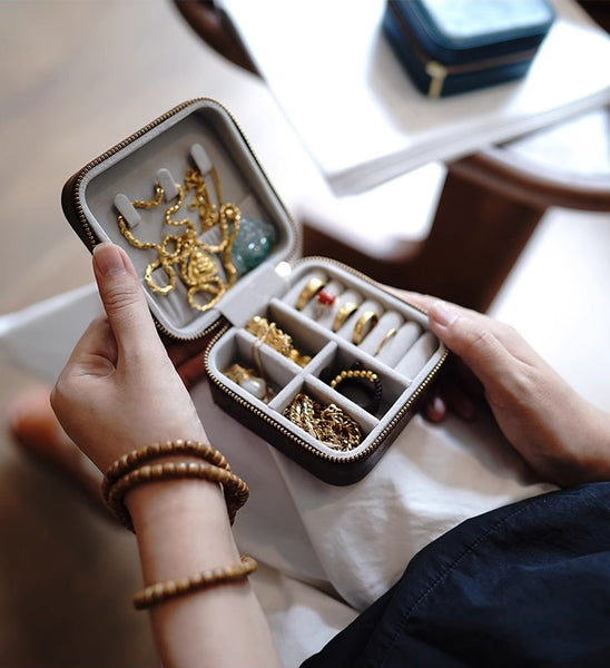 DEEPKEE original nubuck handmade full-grain genuine leather cowhide bag Refined Mini Jewelry Box #D11796