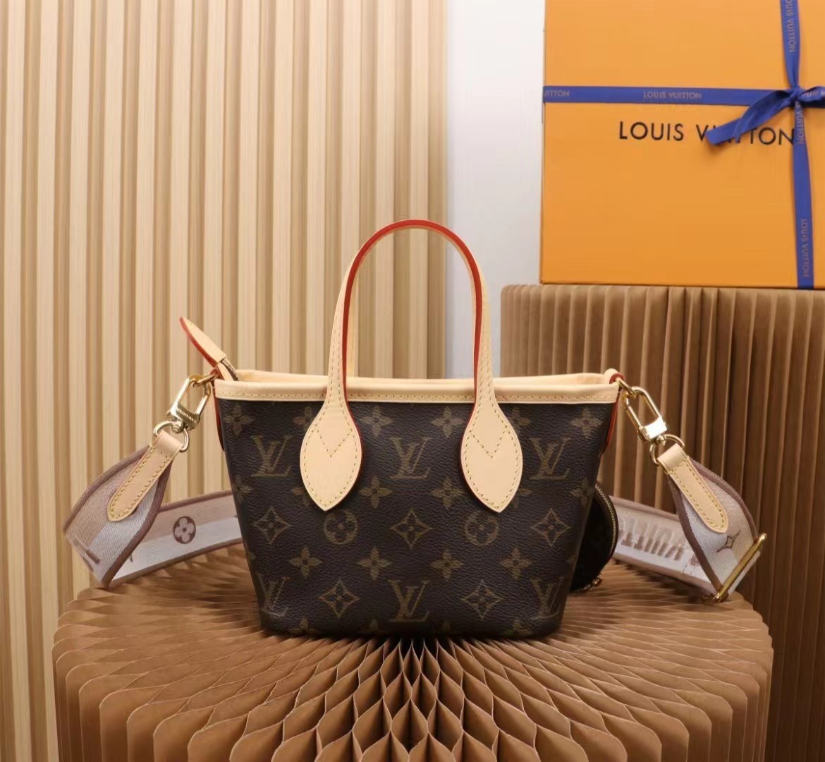 【LOUIS VUITTON】NEVERFULL BB ショルダーバッグ M46705