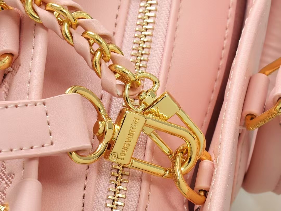 【LOUIS VUITTON】ルイ・ヴィトン★ONTHEGO EAST WEST★バッグ M11274