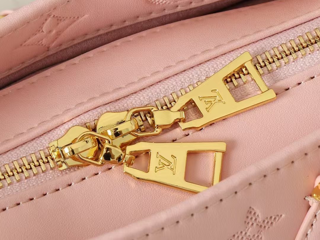 【LOUIS VUITTON】ルイ・ヴィトン★ONTHEGO EAST WEST★バッグ M11274