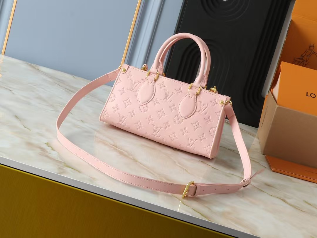 【LOUIS VUITTON】ルイ・ヴィトン★ONTHEGO EAST WEST★バッグ M11274