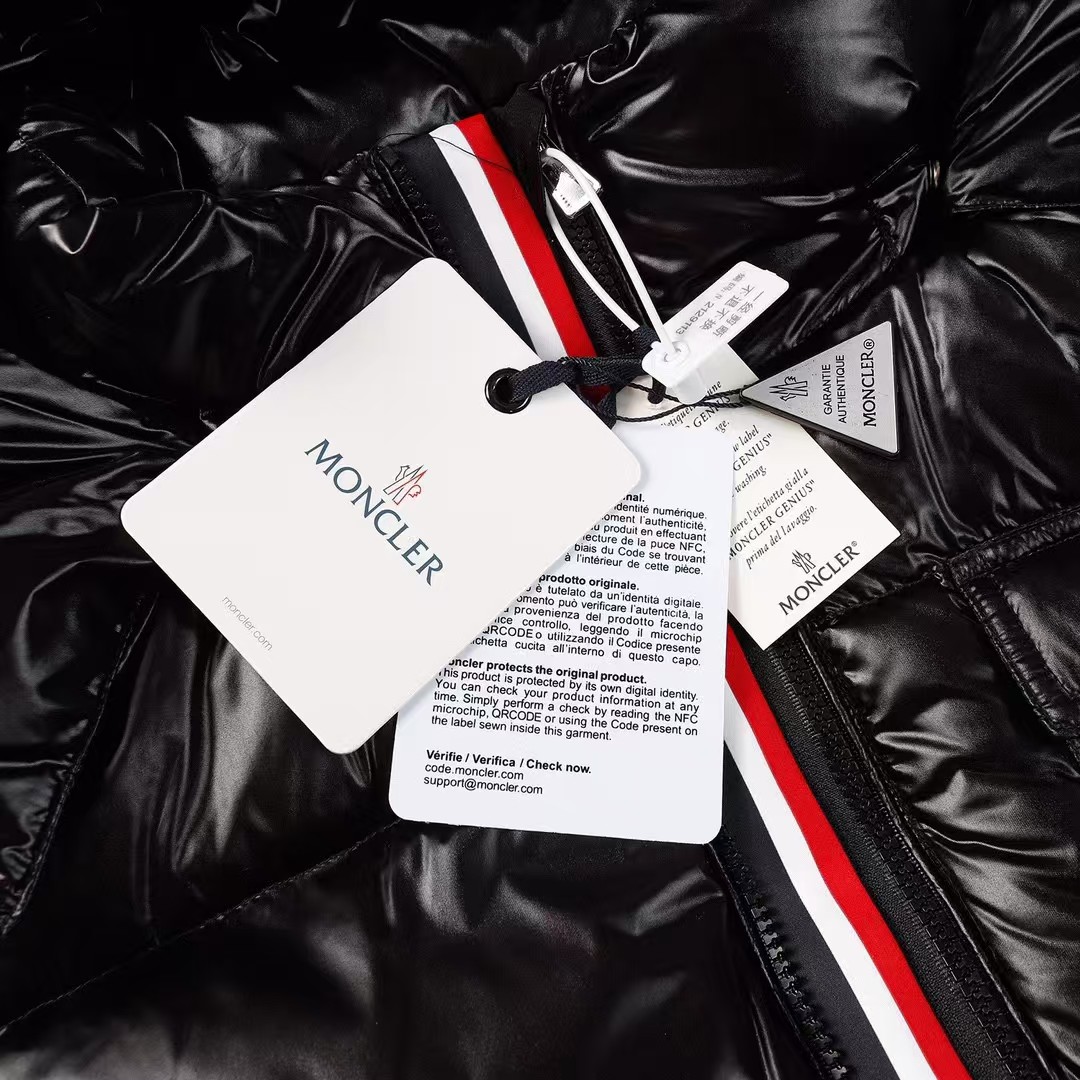 【MONCLER全国送料無料】新作数量限定予行販売モンクレールダウンジャケット