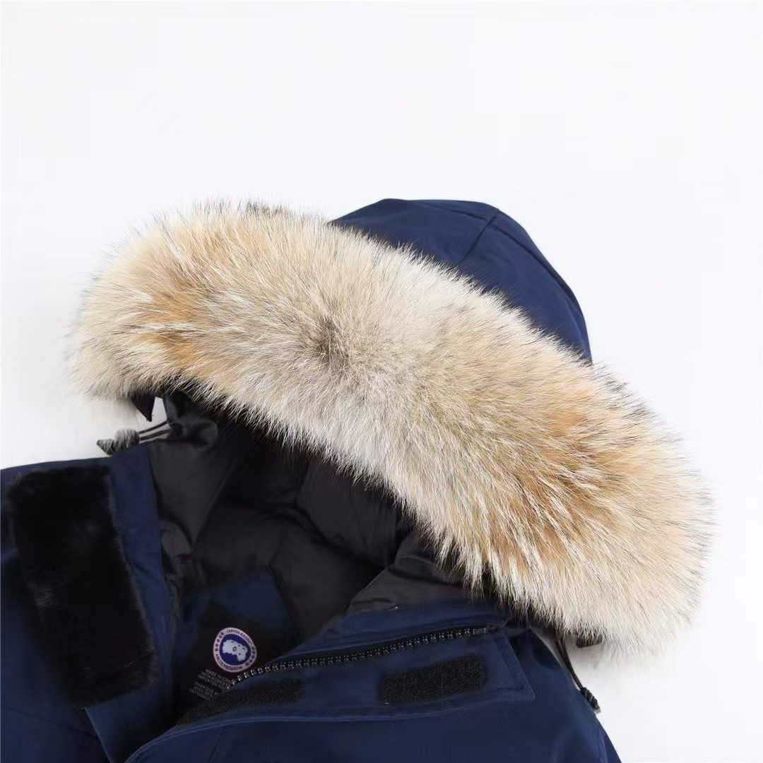 【Canada Goose】カナダグース 男女兼用、ご好評に付き再入荷！