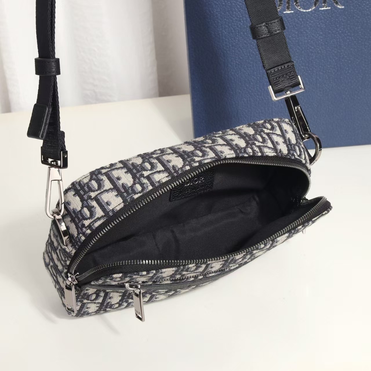 DIOR★オブリーク ジャカード ショルダーバッグ 22*15*6CM