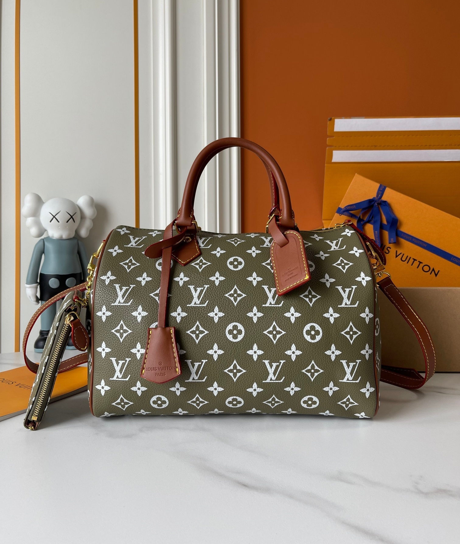LOUIS VUITTON ルイヴィトン SPEEDY SOFT 30 ショルダーバッグ