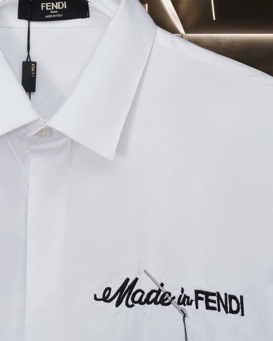 【FENDI旗艦店】（フェンディ）長袖シャツ、ご好評に付き再入荷！