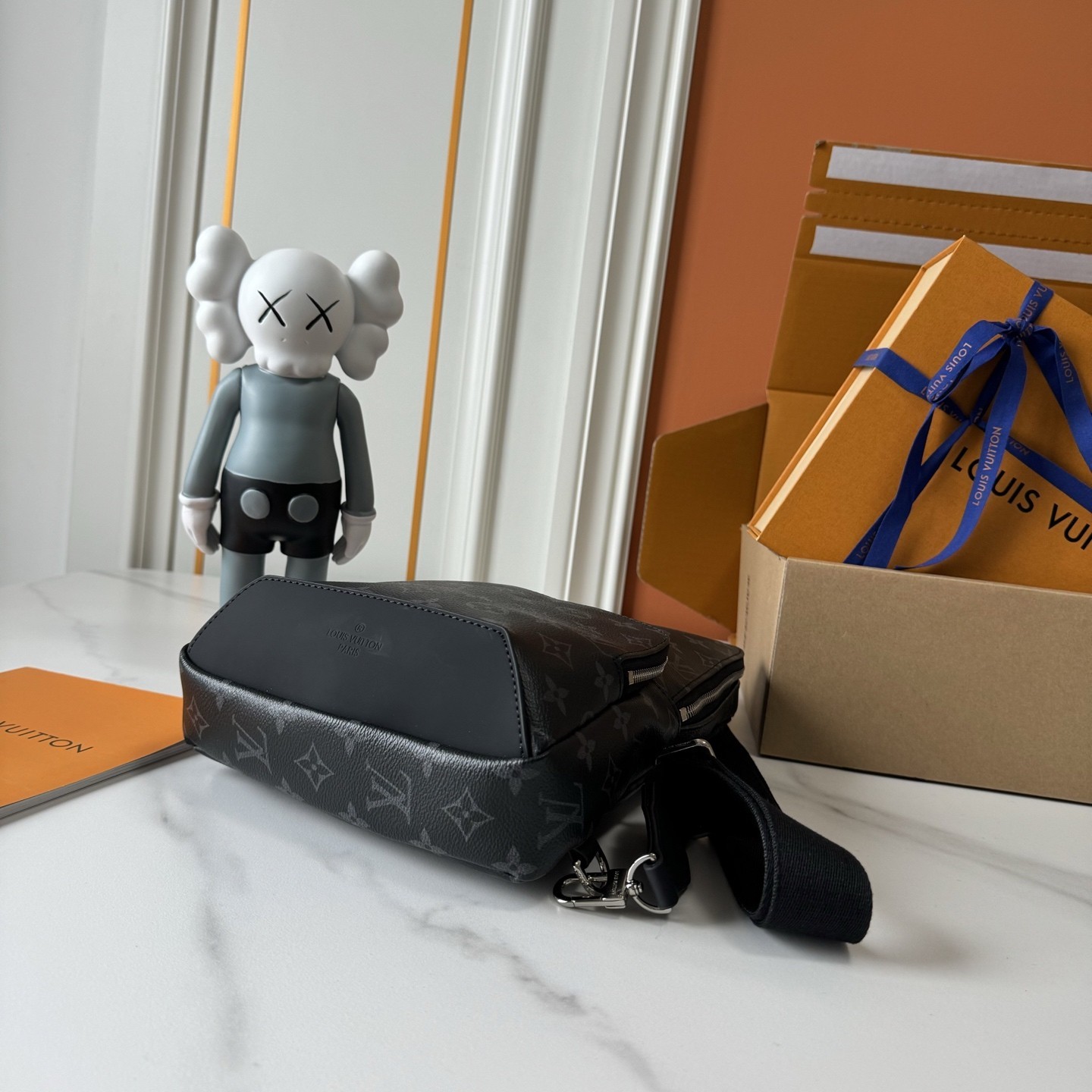 LOUIS VUITTON ルイヴィトン M41719 Damier Graphite チェストバッグ