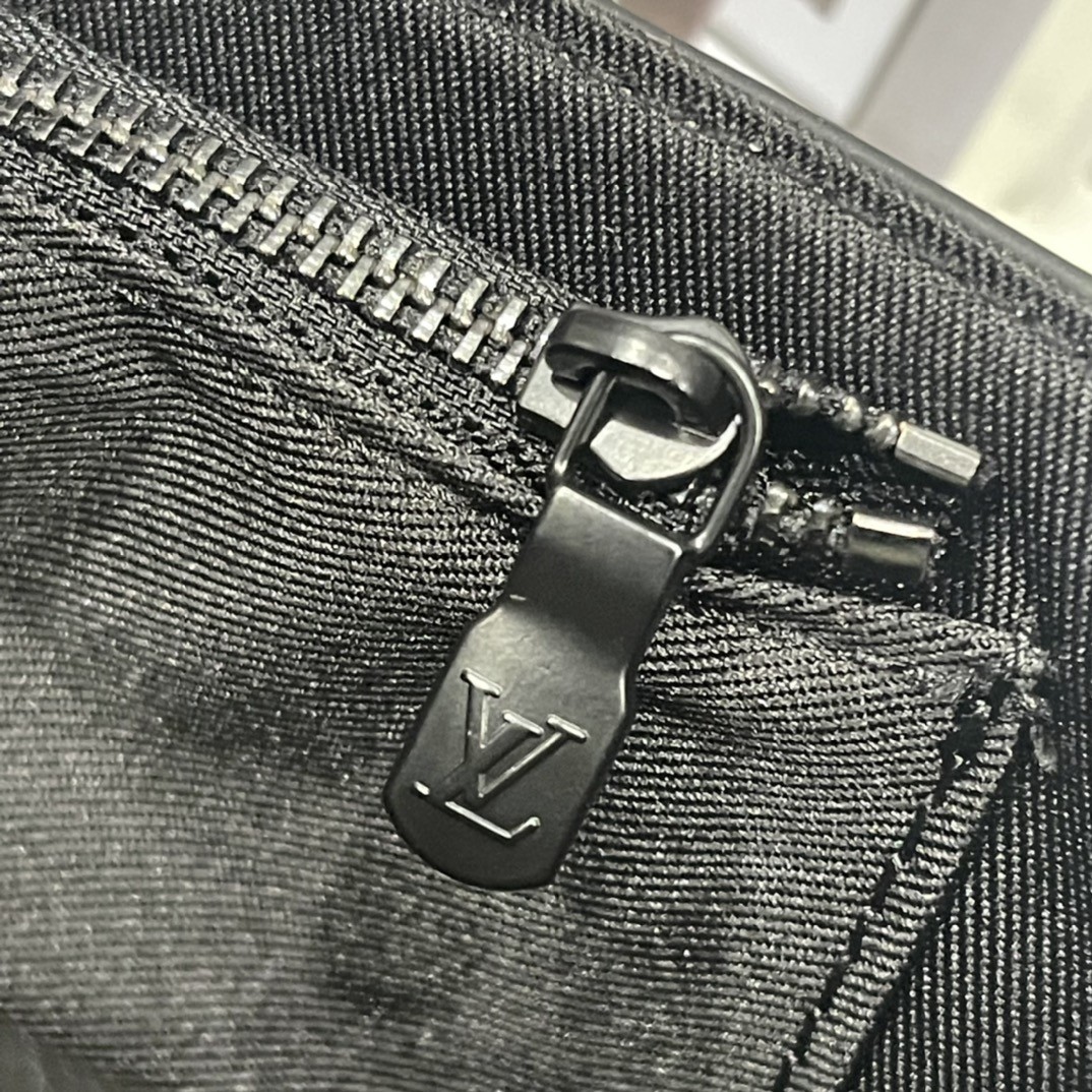 LOUIS VUITTON ルイヴィトン M83613 Steamer ショルダーバッグ