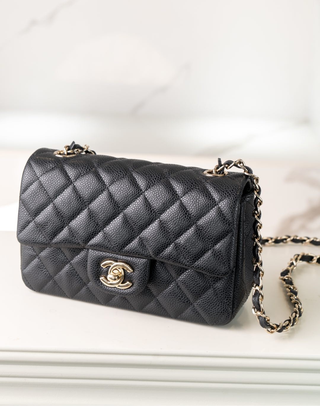 【大人気！完売必至☆】CHANEL シャネル ミニフラップバッグ 20*6*12cm