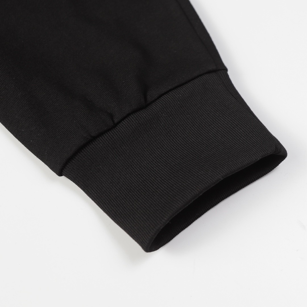 【LOEWE 公式旗艦店】（ロエベ）長袖、ご好評に付き再入荷！