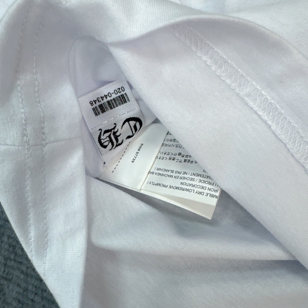 【CHROME HEARTS旗艦店】クロムハーツ 長袖 ご好評に付き再入荷！