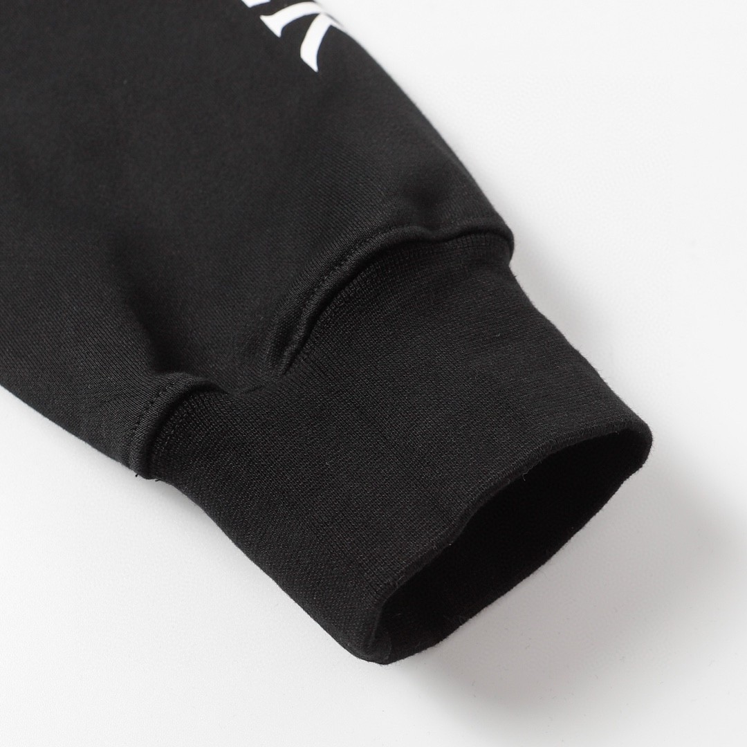 【MONCLER旗艦店】モンクレール 長袖 男女兼用 ご好評に付き再入荷！