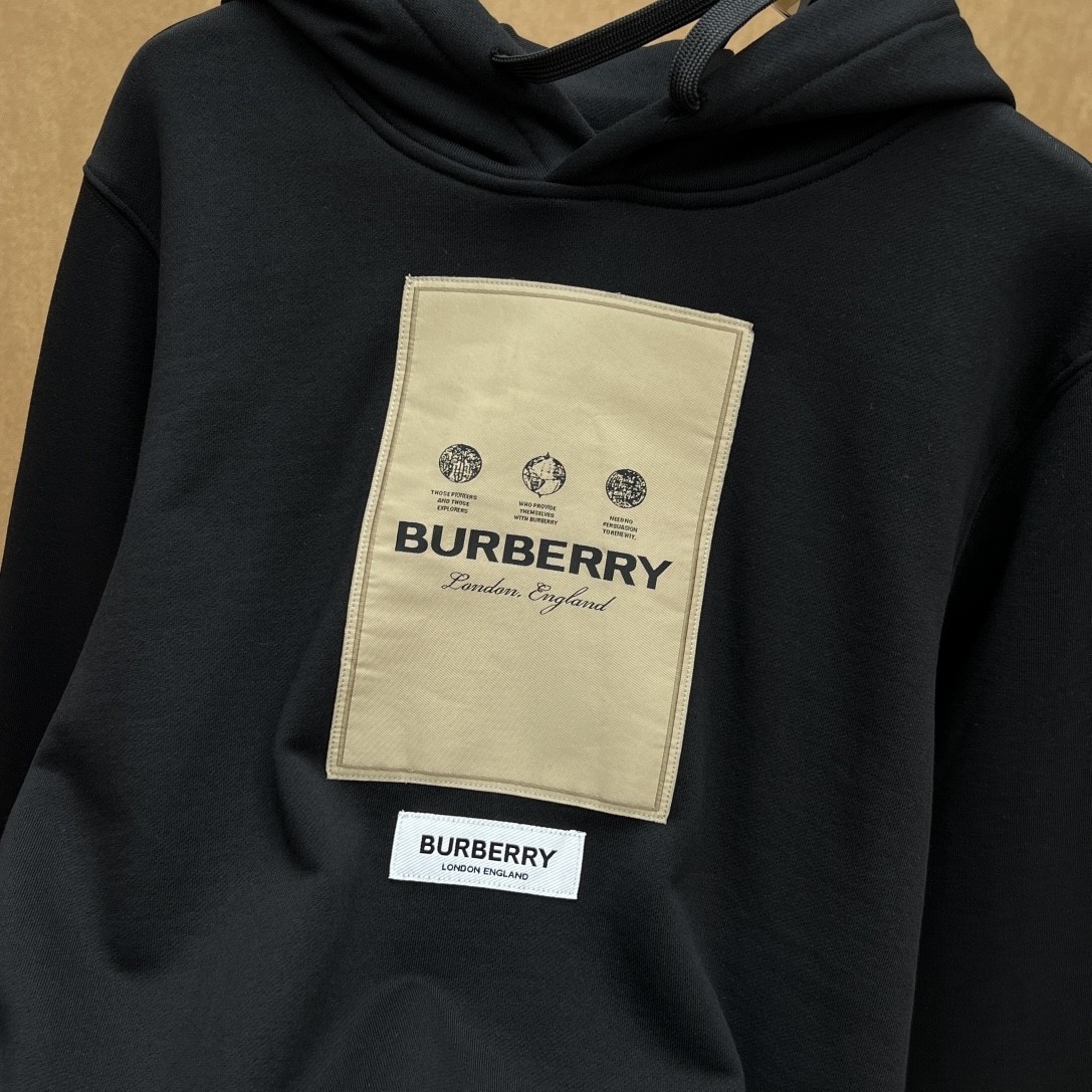 【BURBERRY旗艦店】バーバリー パーカー ご好評に付き再入荷！