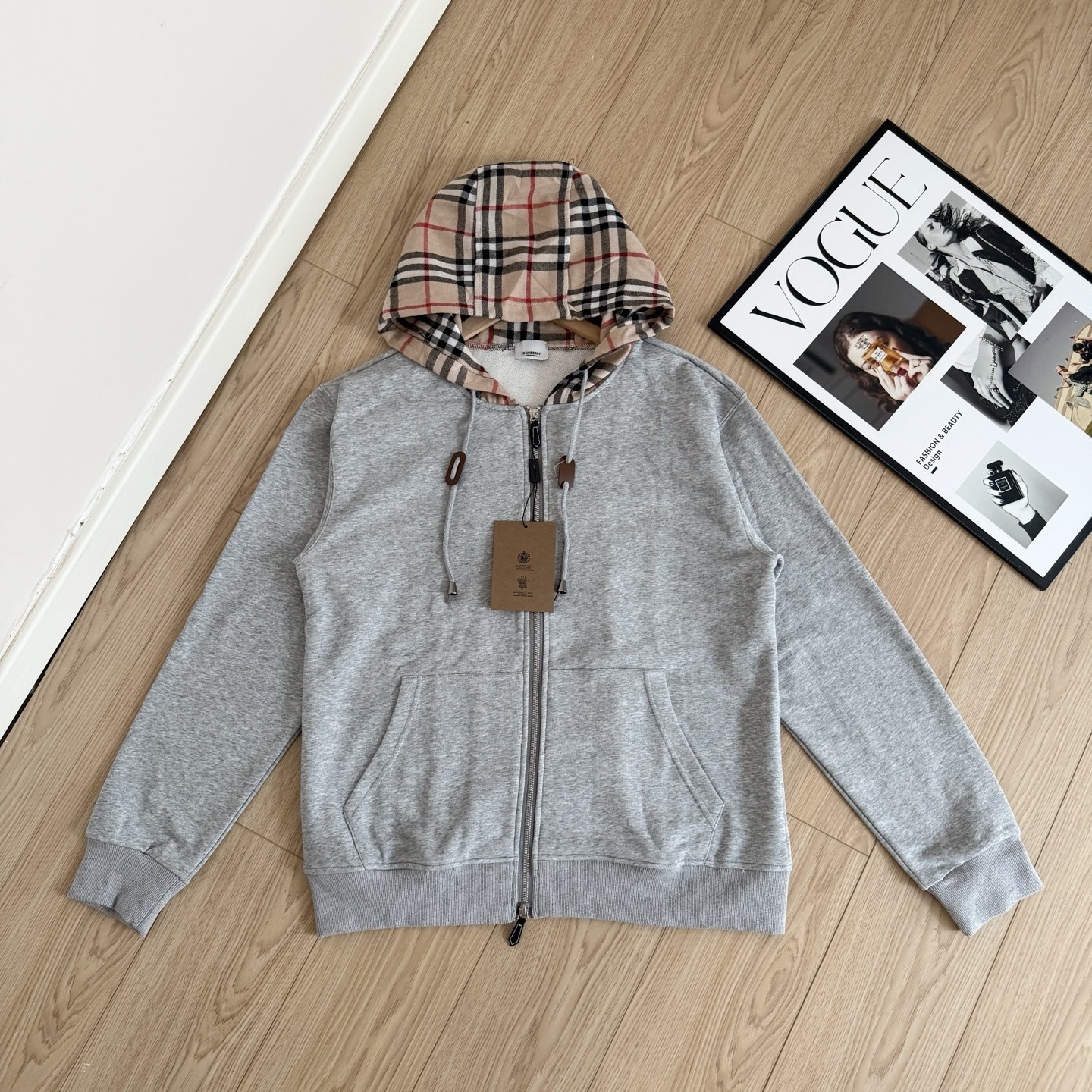 【BURBERRY旗艦店】バーバリー パーカー ご好評に付き再入荷！